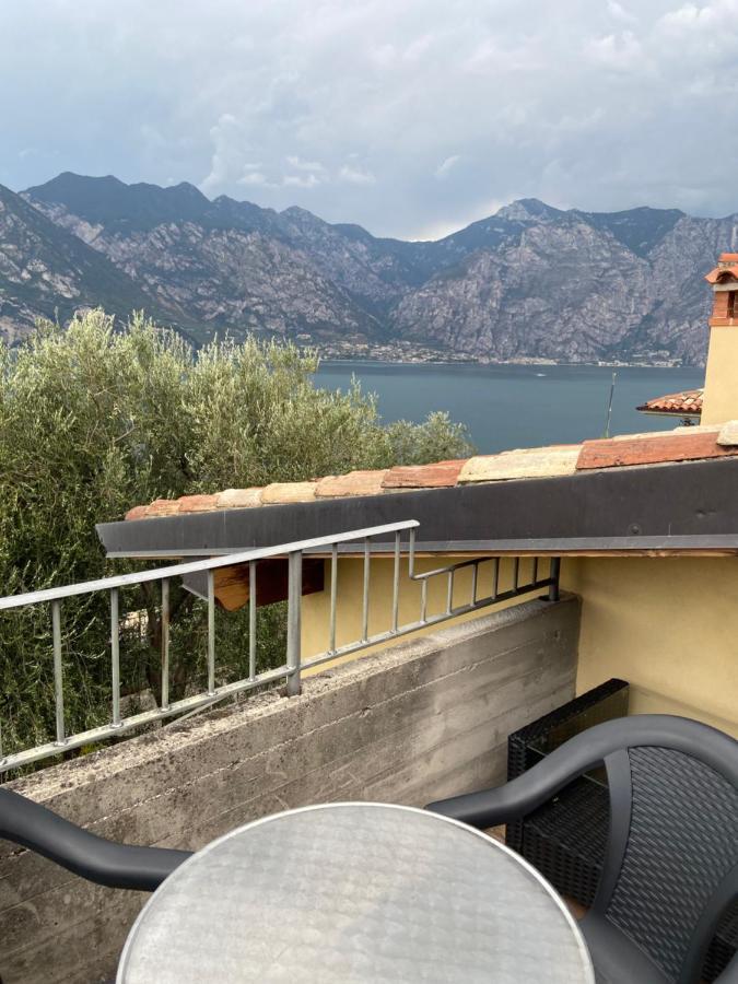 Villa Gaia มัลเชซิเน ภายนอก รูปภาพ