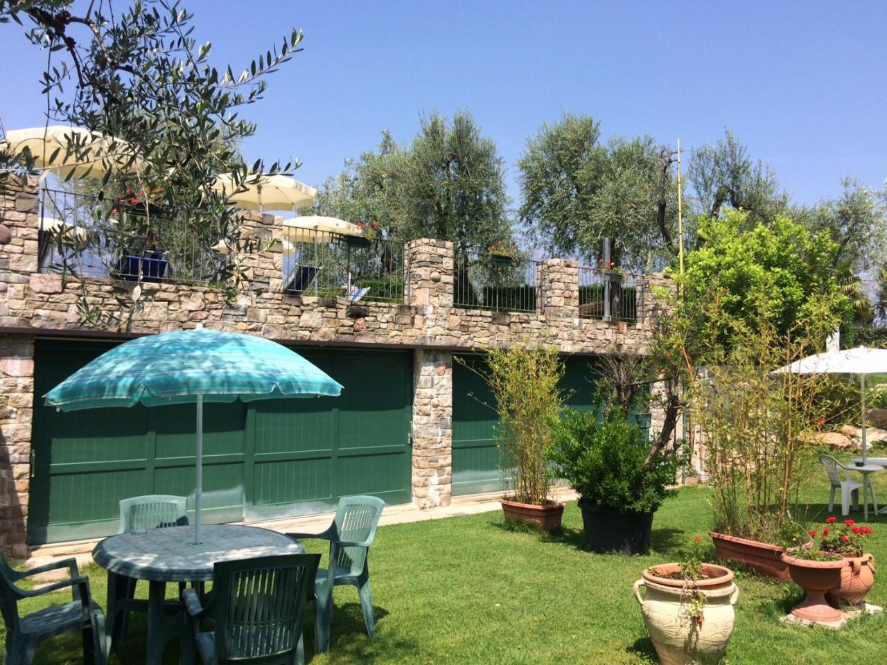 Villa Gaia มัลเชซิเน ภายนอก รูปภาพ
